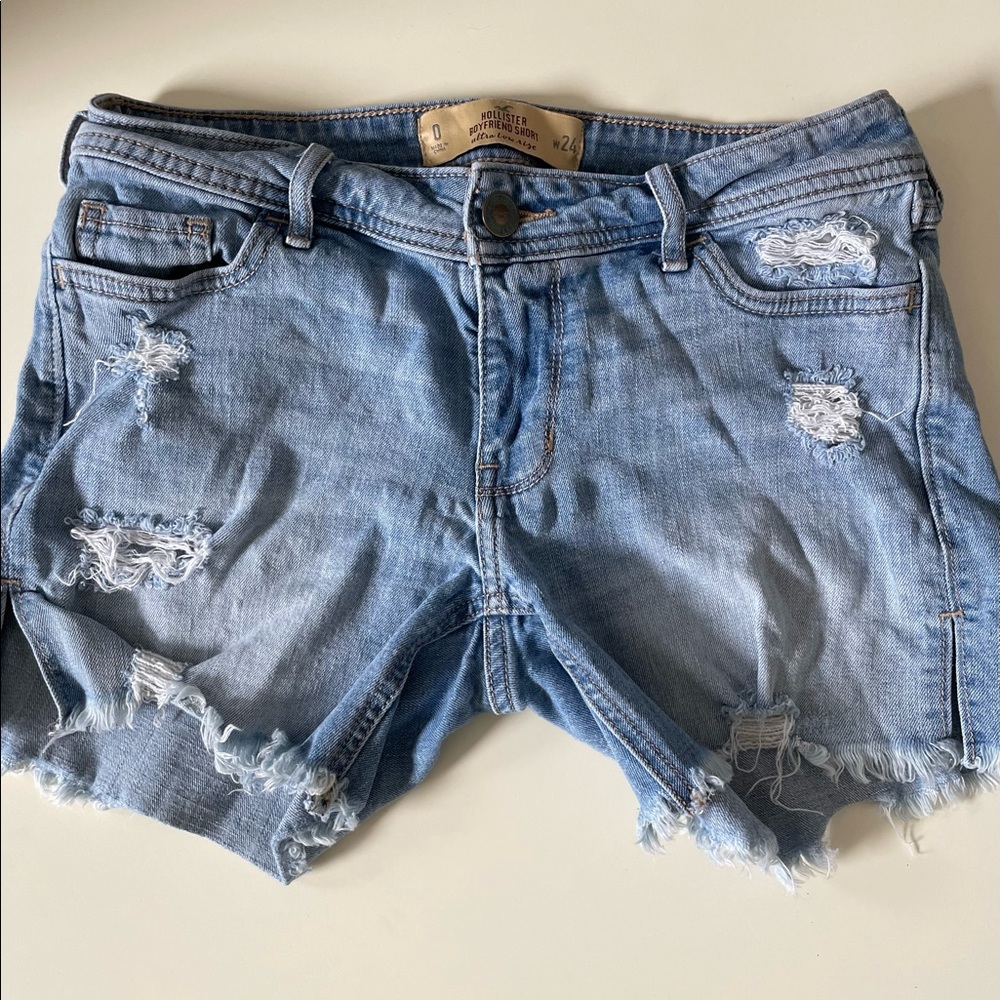 hollister boyfriend style ripped shorts